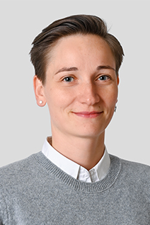 Dr. Katharina Bernecker