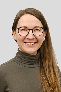 Dr. Sandra Hafner