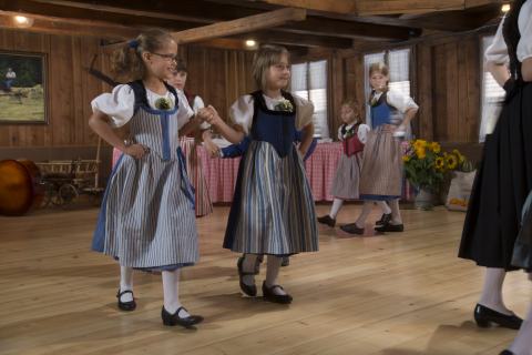  Name ideenset_volksmusik_weitereangebote_volkstaenze_teaserbild