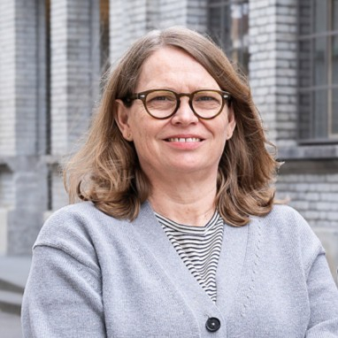 Porträt von Caroline Bühler auf dem vonRoll