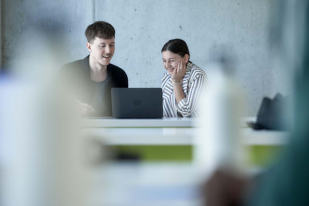 Medienmitteilung Anmeldungen fürs Studium