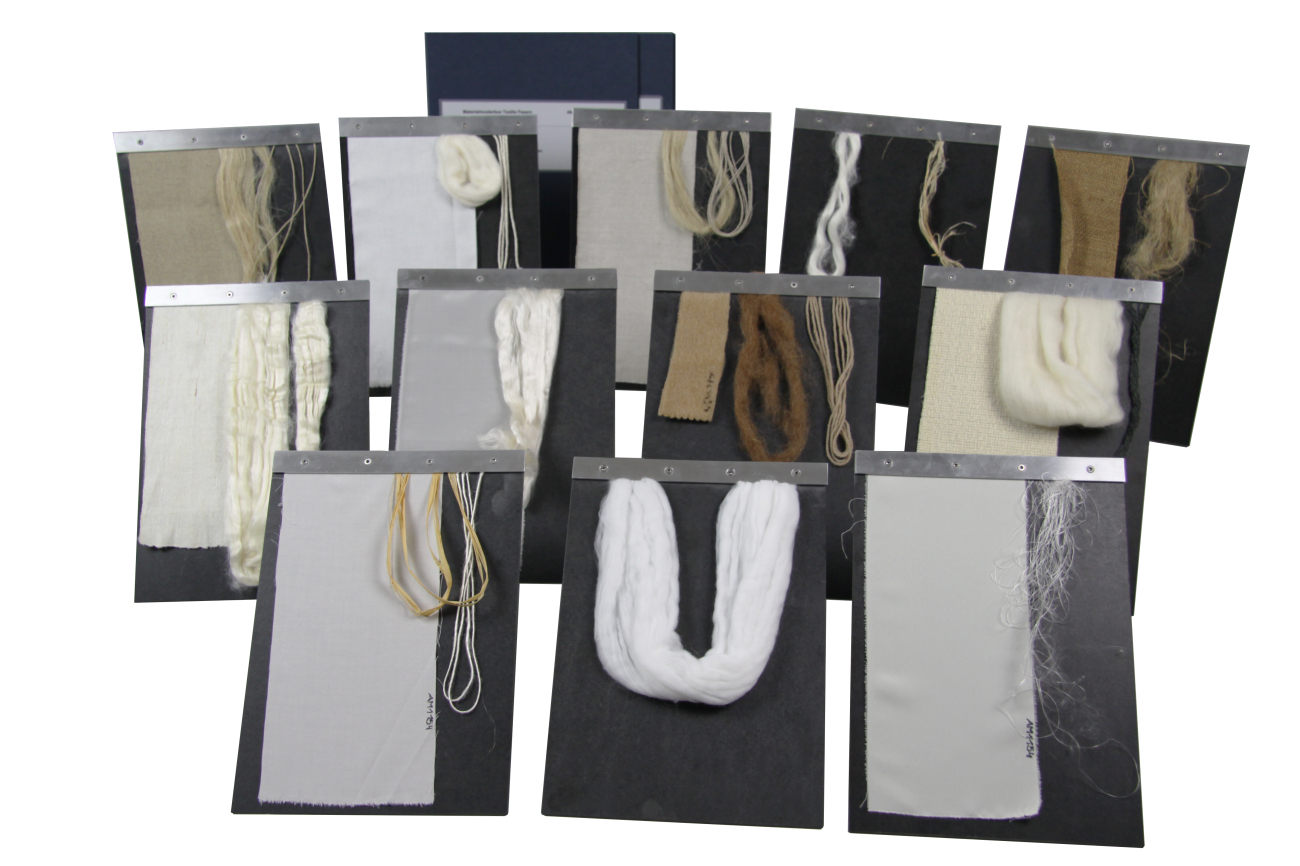 AM1154 Materialmusterbox Textile Fasern