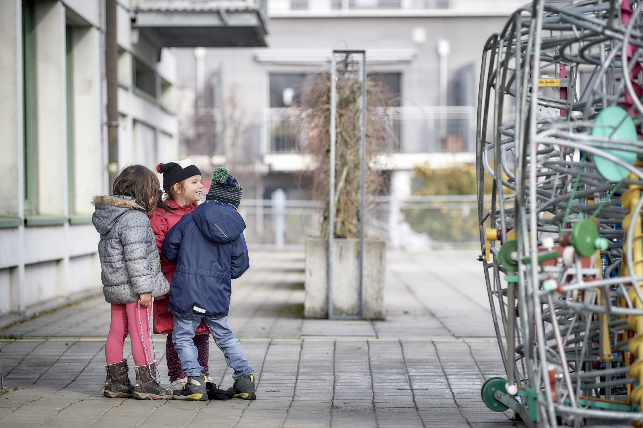 _MOS9109_Spielen in TS