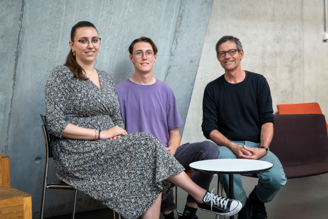 Foto von Alina La Brocca, Ariel Schranz und Gerhard Stähli (v.l.n.r.)